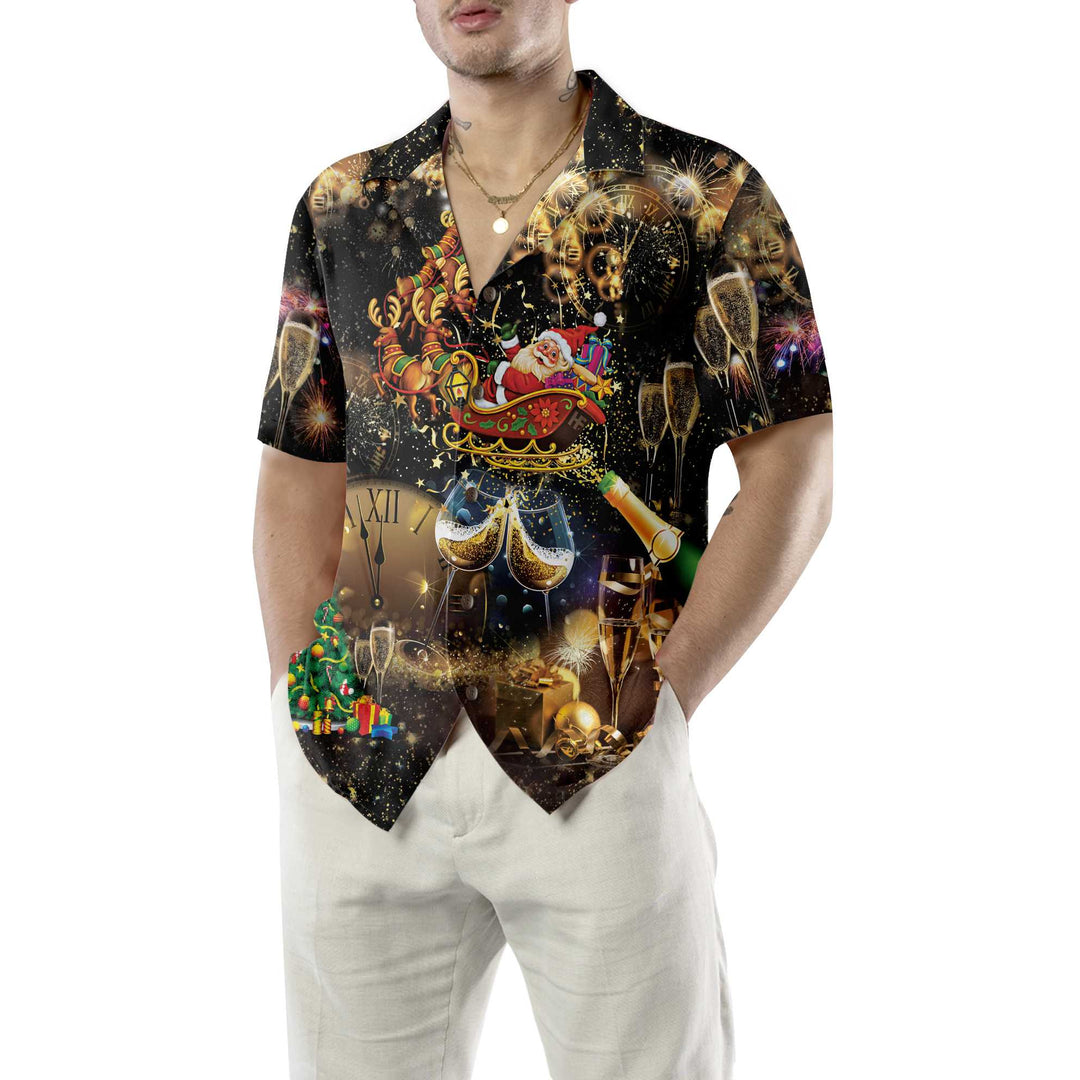 Drune | Weihnachten kommt Hawaiian Shirt, coole Weihnachtsshirt für Männer & Frauen