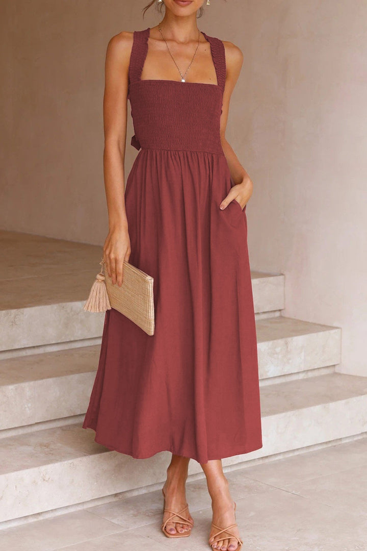 Drune | Crisscross Tie-Back Midi Kleid