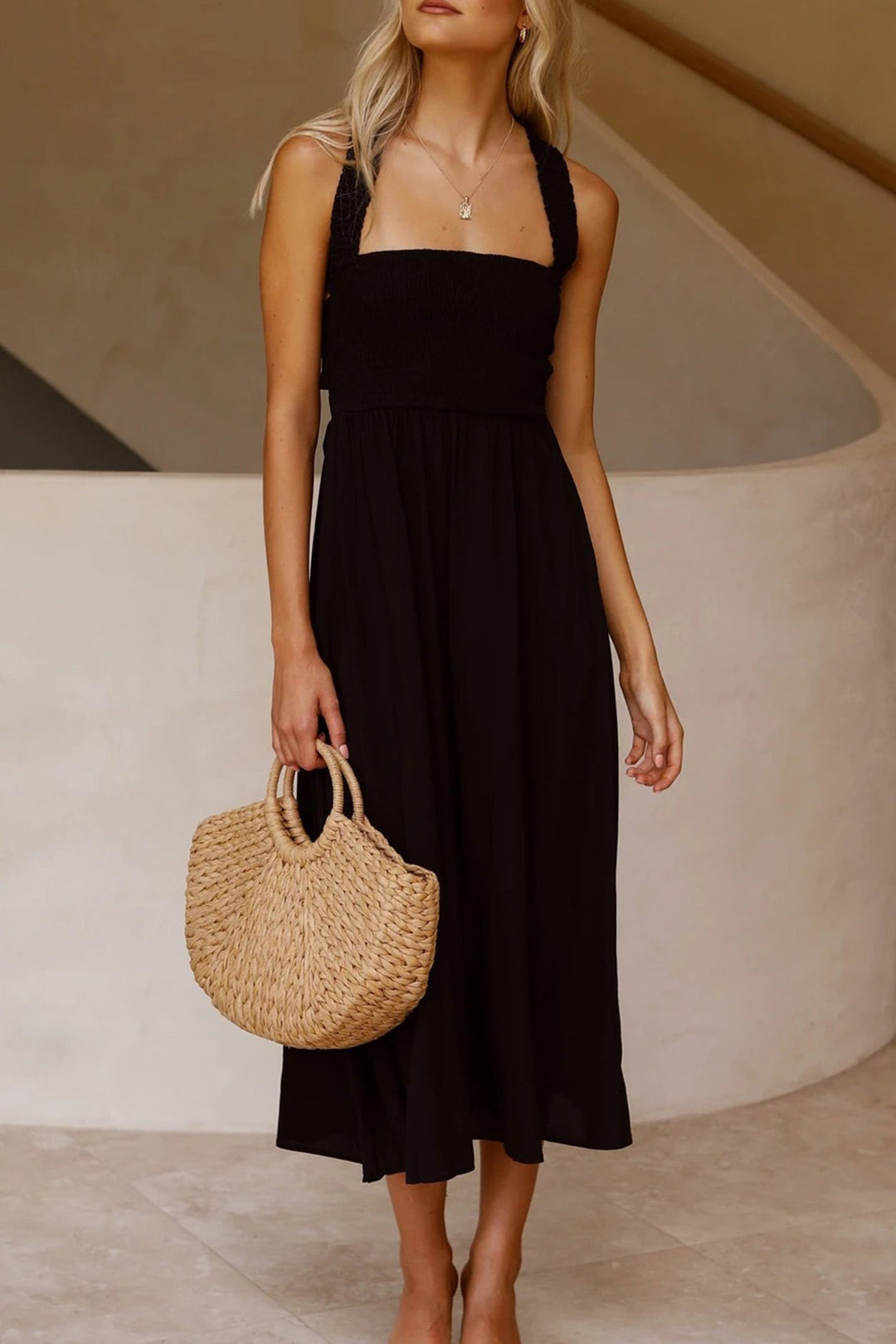Drune | Crisscross Tie-Back Midi Kleid