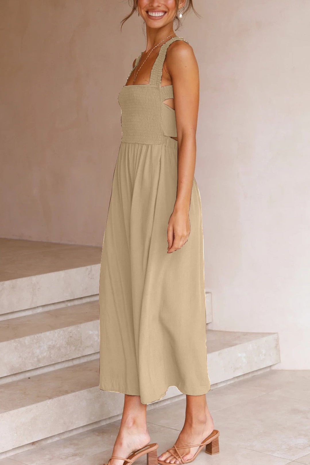 Drune | Crisscross Tie-Back Midi Kleid