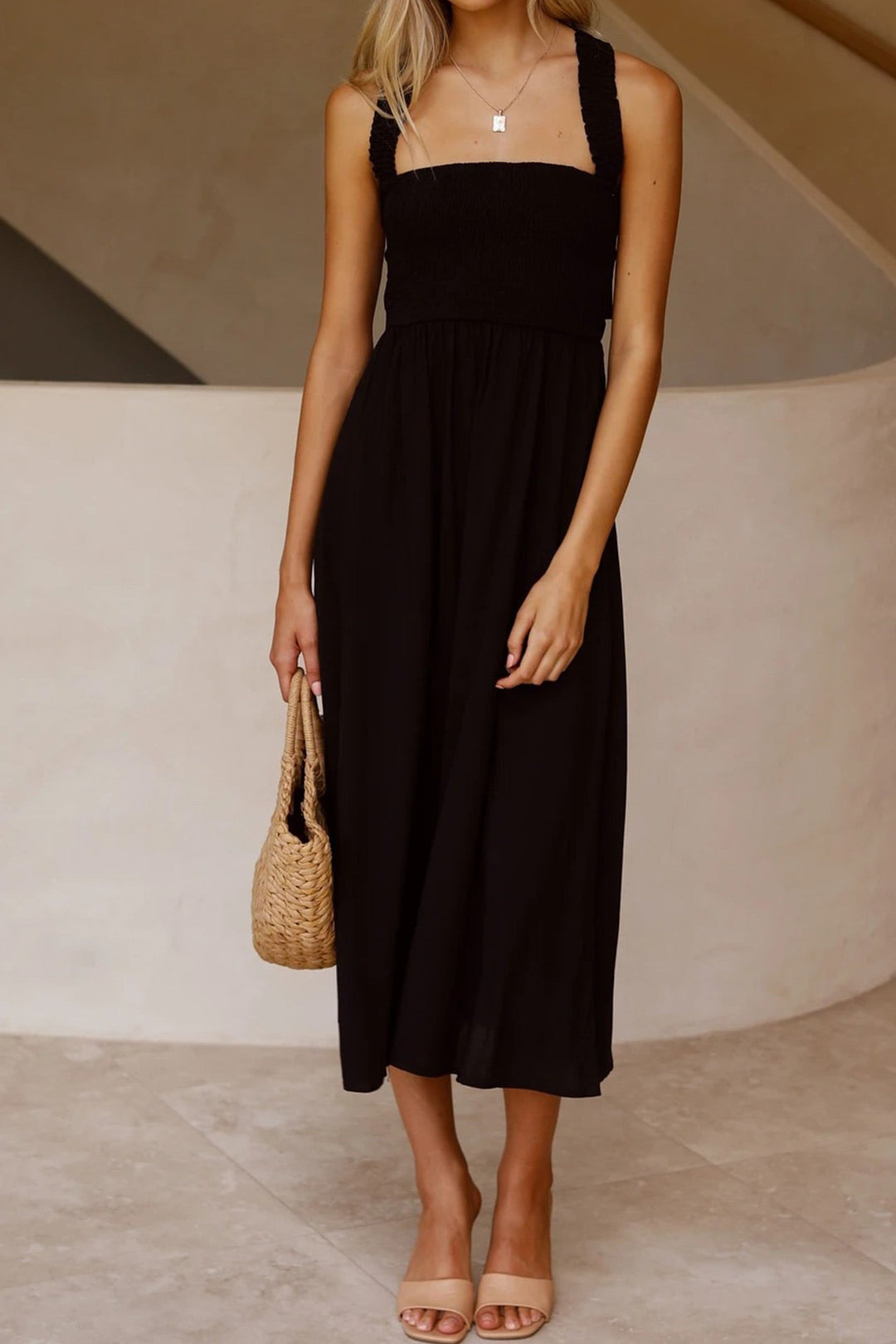 Drune | Crisscross Tie-Back Midi Kleid