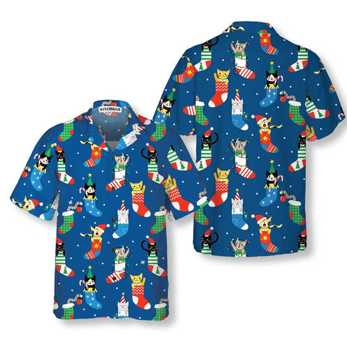 Drune | Süße Katzen in Weihnachtsstrümpfen Hawaiian Shirt, Weihnachtskatze Shirt, Bestes Weihnachtsgeschenk