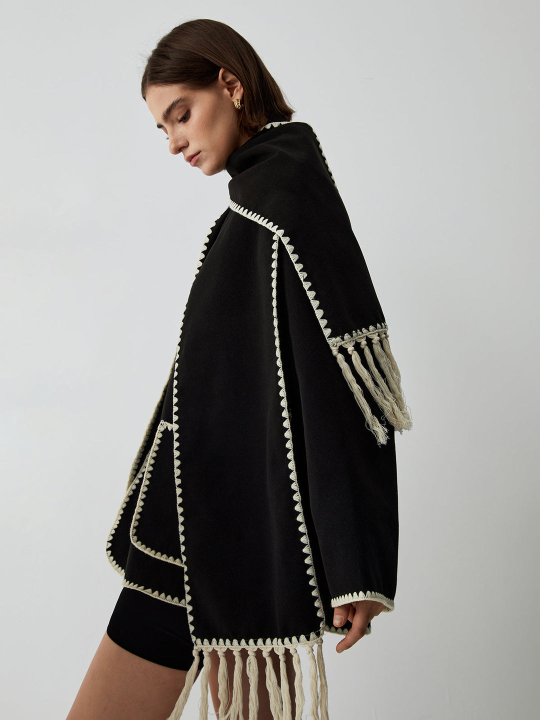 Drune | Damenjacke mit kontrastierenden Paspeln und eleganter Schal Alesha