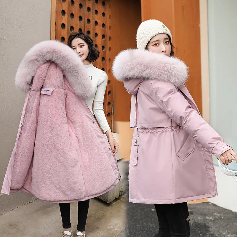 Drune und Chic: Parka-Jacke 'Elena' mit Fellkragen