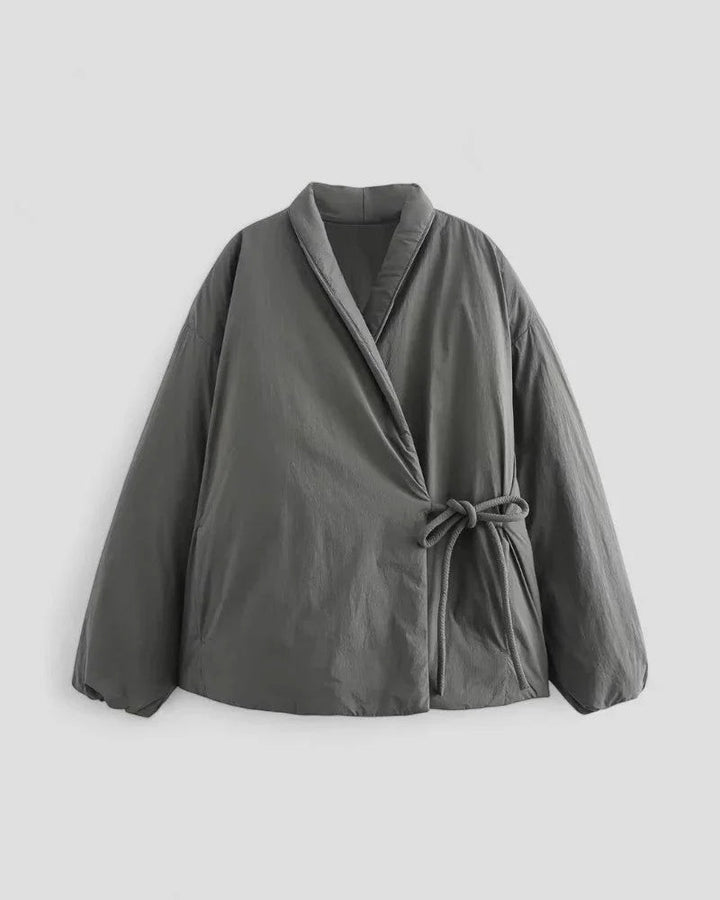 Drune | Damen Kurze Gepolsterte Jacke mit Taillengürtel und Wickeldesign