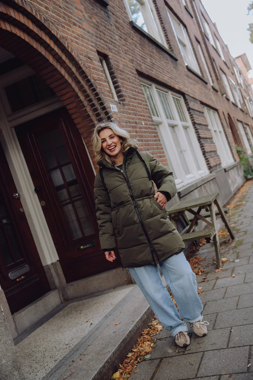 Drune | Futter mit Kapuze Halblang Pufferjacke Winterjacke für Damen