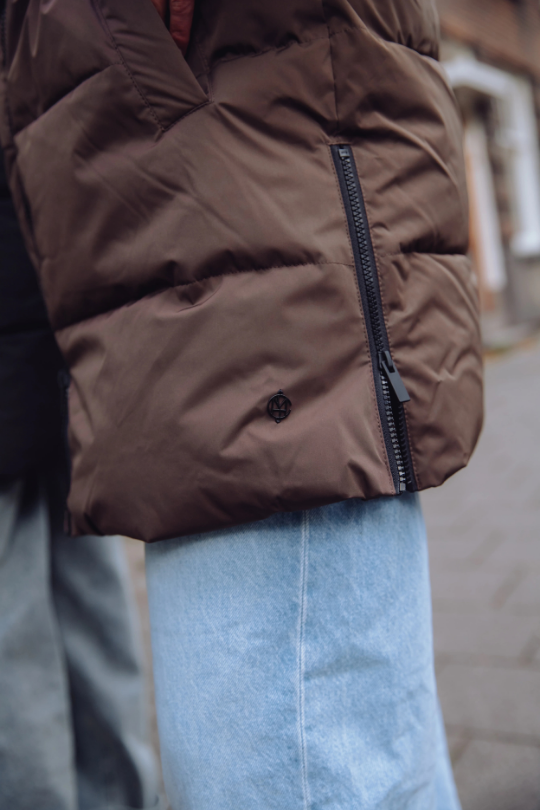 Drune | Futter mit Kapuze Halblang Pufferjacke Winterjacke für Damen