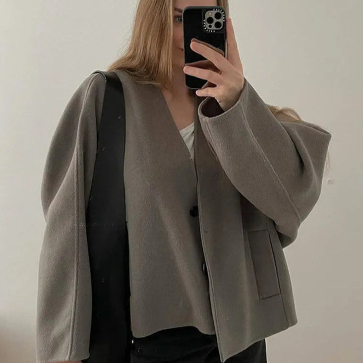 Drune | Wollmantel Minimalismus und Stil für Kalte Tage