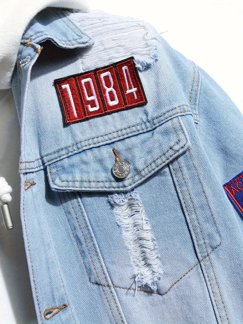 Drune | Lässig Hellblau Jeansjacke mit Patches