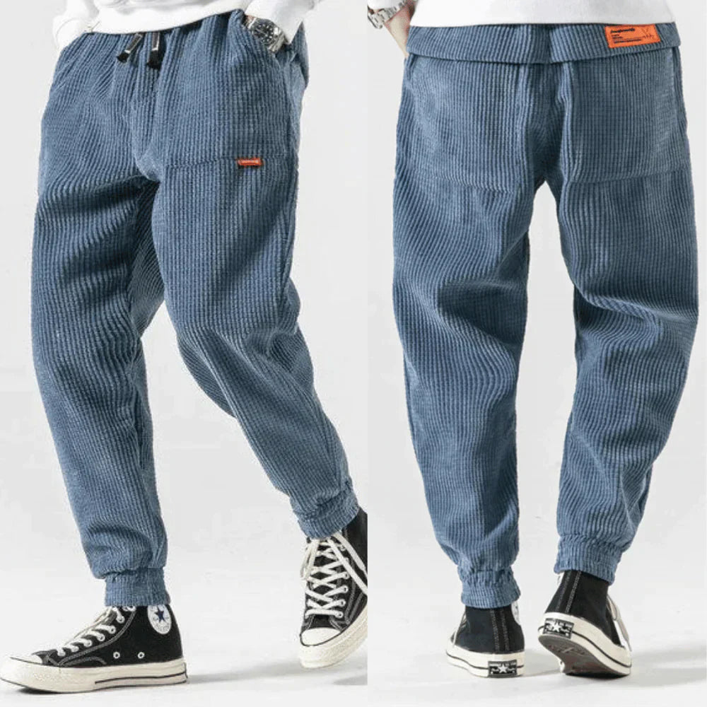 Drune | Cord Jogginghose mit Kordelzug - Locker geschnittene Freizeithose im Streetwear Style mit Bündchen & Seitentaschen