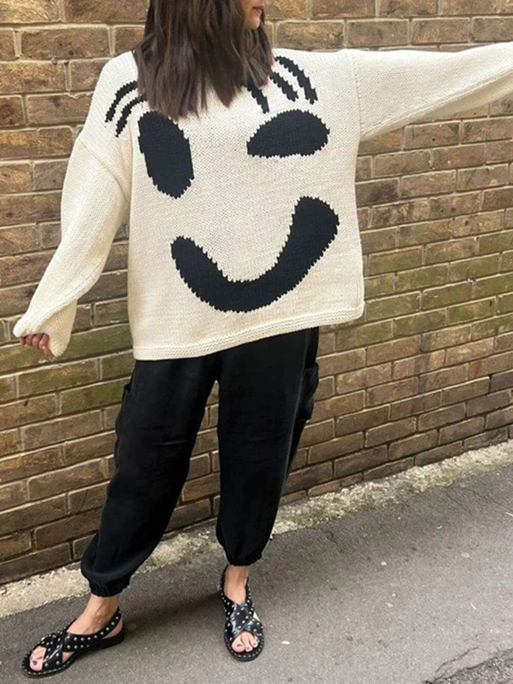 Drune | Strickpullover im Künstlerstil - Gemütlicher Freizeit Jumper mit abstraktem Gesichtsmuster