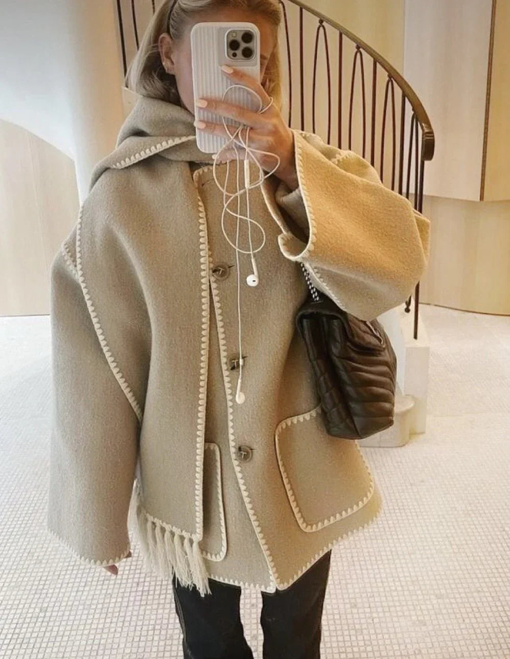 Drune | Mantel Poncho-Stil - Oversized Passform - Wollmischung - Hoher Kragen - 3/4 Ärmel