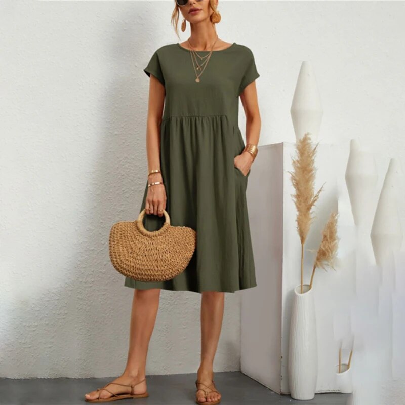 Kleid mit Rundhalsausschnitt aus Baumwolle