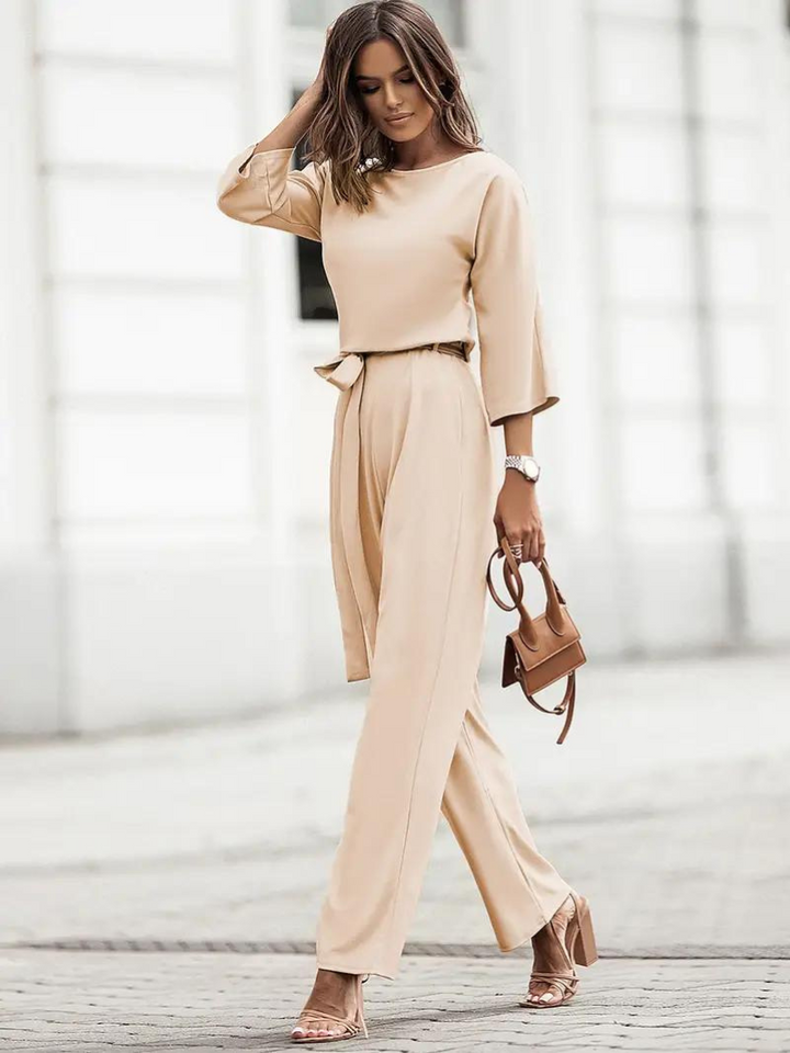 Drune | Stylischer Jumpsuit mit Gürtel
