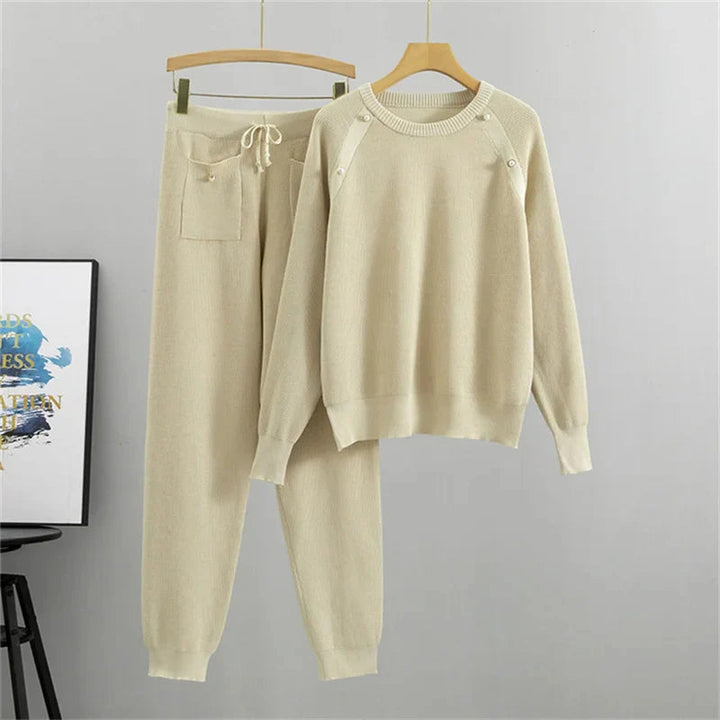 Drune | Strick-Loungewear Set mit Perlenakzenten