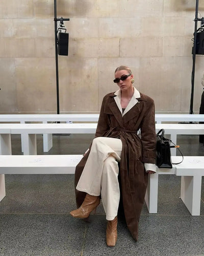 Drune | Damen Wildleder Trenchcoat mit Taillengürtel und Doppelter Knopfleiste