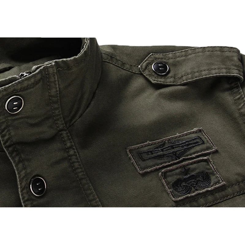 Drune | Militärisch inspirierte Jacke mit urbaner Raffinesse