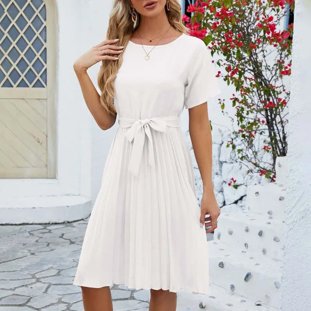Drune | Lässiges Knielanges Kleid mit Gürtel und Kurzen Ärmeln