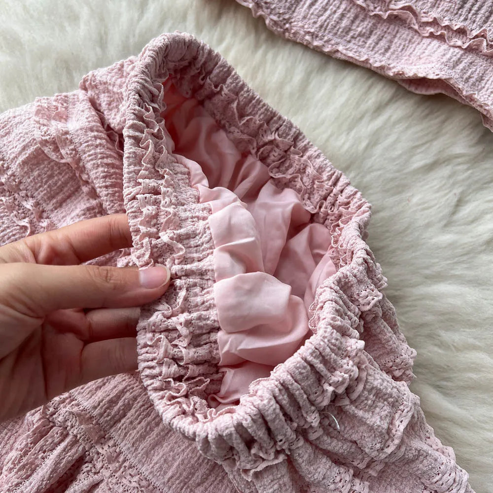Drune | Elegantes Zweiteiliges Set mit Spitzenoberteil und Gestuftem Rock