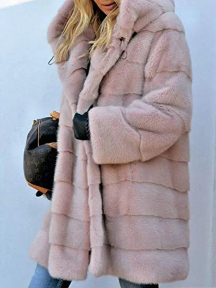 Drune | Jacke mit Kapuze aus Kunstfell. Parka mit offener Vorderseite