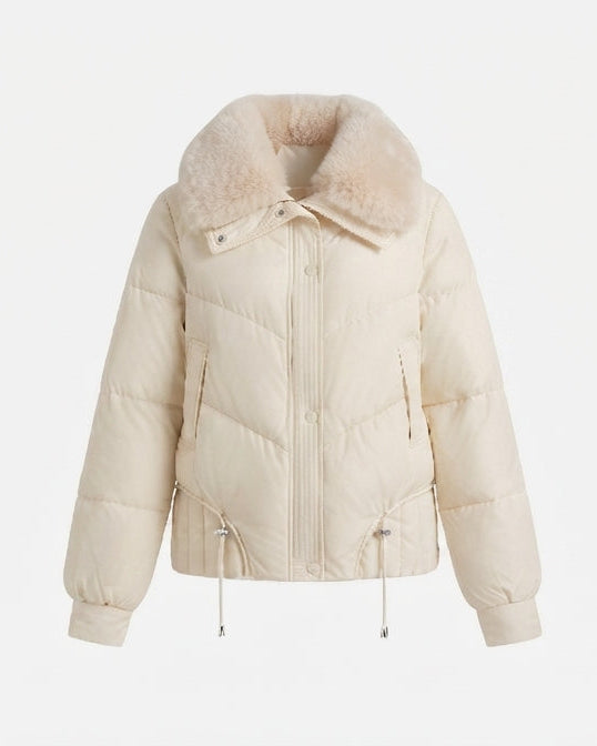 Damen kurze boxy Steppjacke mit extra-weichem Schalkragen im Kunstfaser-Look und verstellbarem Saum