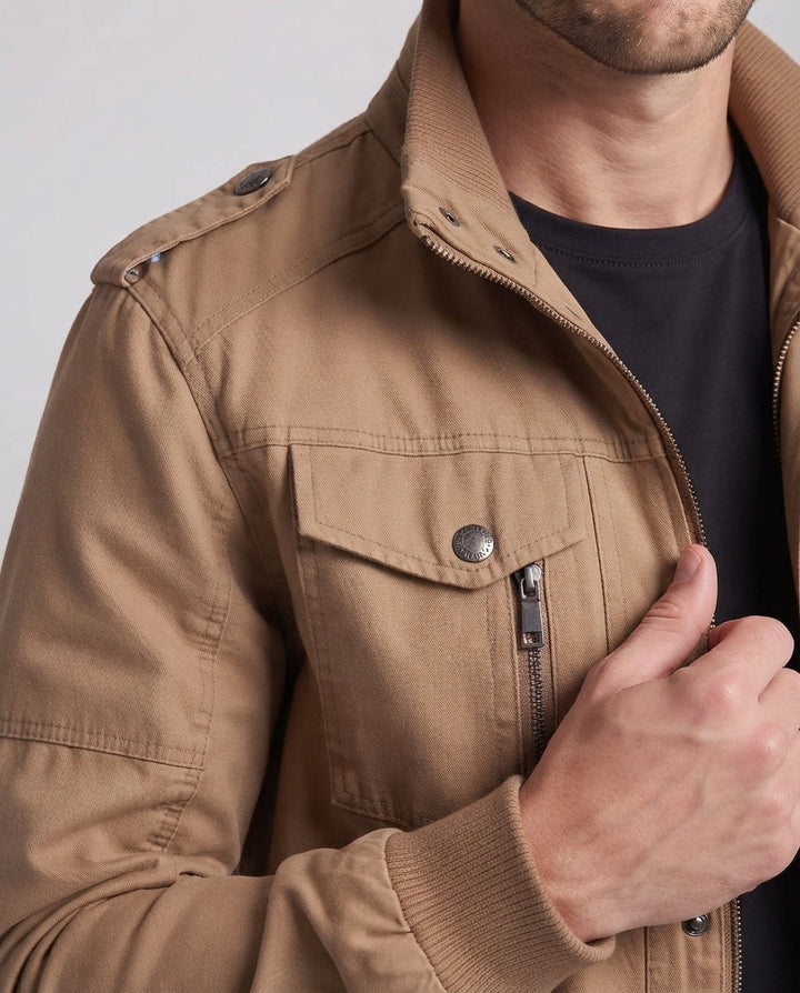 Herren Canvas Field Jacket im Militär-Look mit Stehkragen, Schulterklappen und Brustklapptaschen Drune