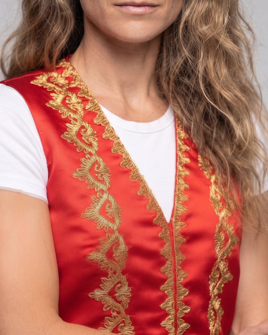 Damen Elegante Stehkragenweste mit kunstvollen Verzierungen Drune
