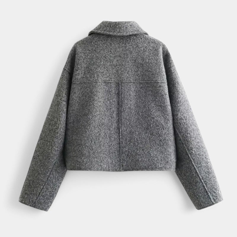 Drune | Schicke Damen Wolljacke mit Kurzer Passform und Taschendetails