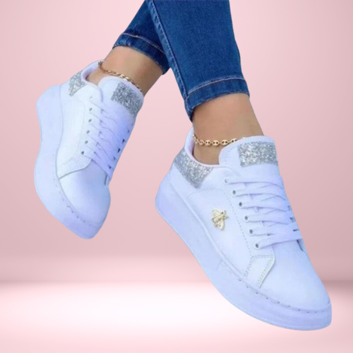 Drune | Turnschuhe Schritt Mit unseren schillernden, mit Glitzer verzierten Turnschuhe in den Style