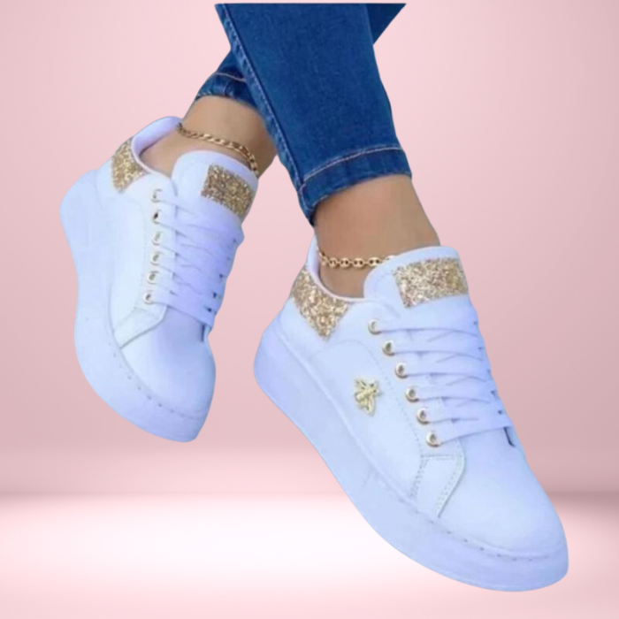 Drune | Turnschuhe Schritt Mit unseren schillernden, mit Glitzer verzierten Turnschuhe in den Style