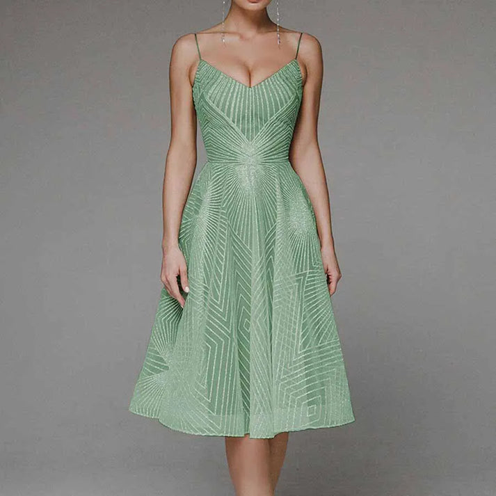 Drune | Elegantes Kleid Mit Offenem Rücken