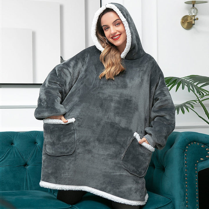Drune | Köstliche Kombination aus weichem Hoodie und kuscheliger Decke in einem!
