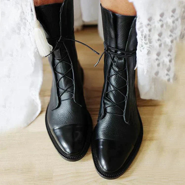 Drune | stiefel im vintage-look mit absatz