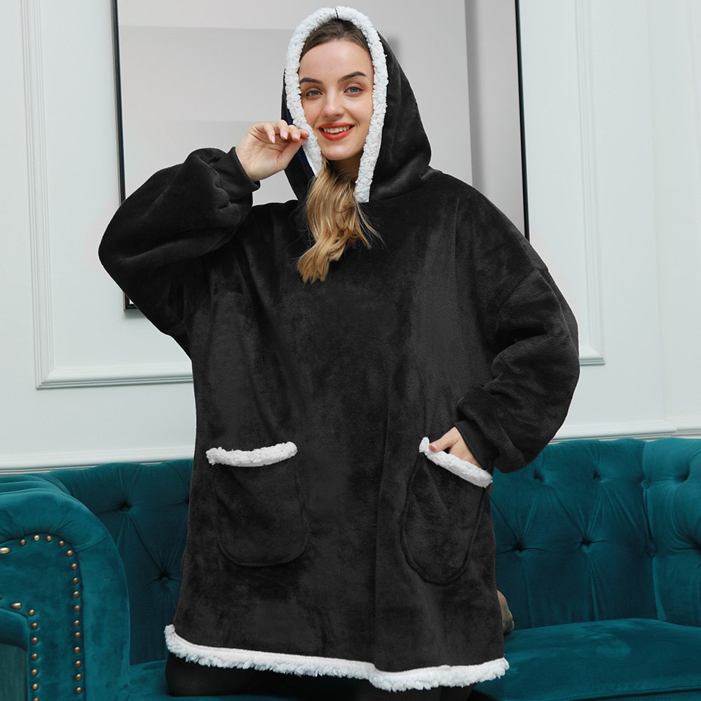 Drune | Köstliche Kombination aus weichem Hoodie und kuscheliger Decke in einem!