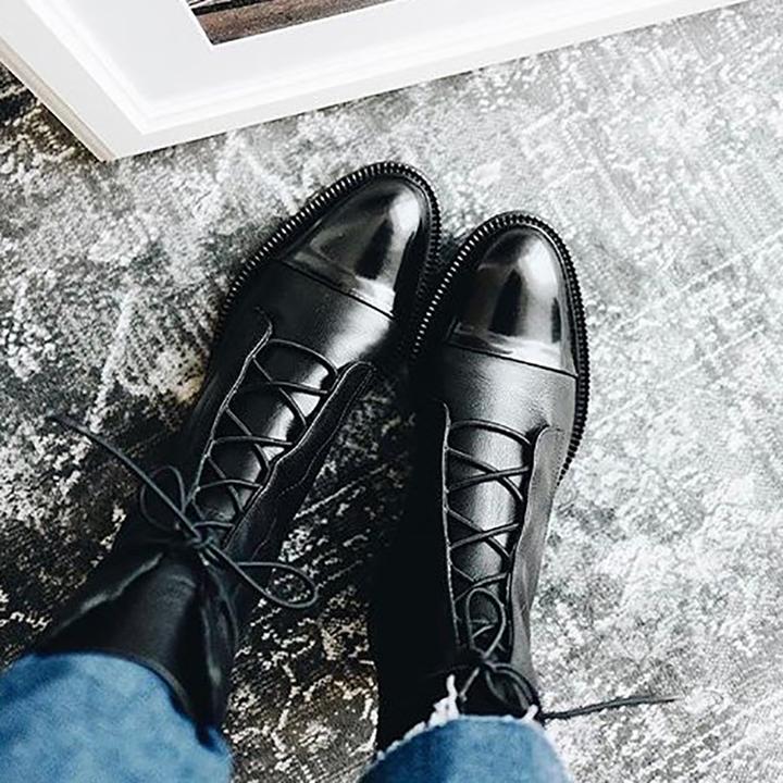 Drune | Stiefeletten Lackleder Schnürung Blockabsatz Weinlese Stil