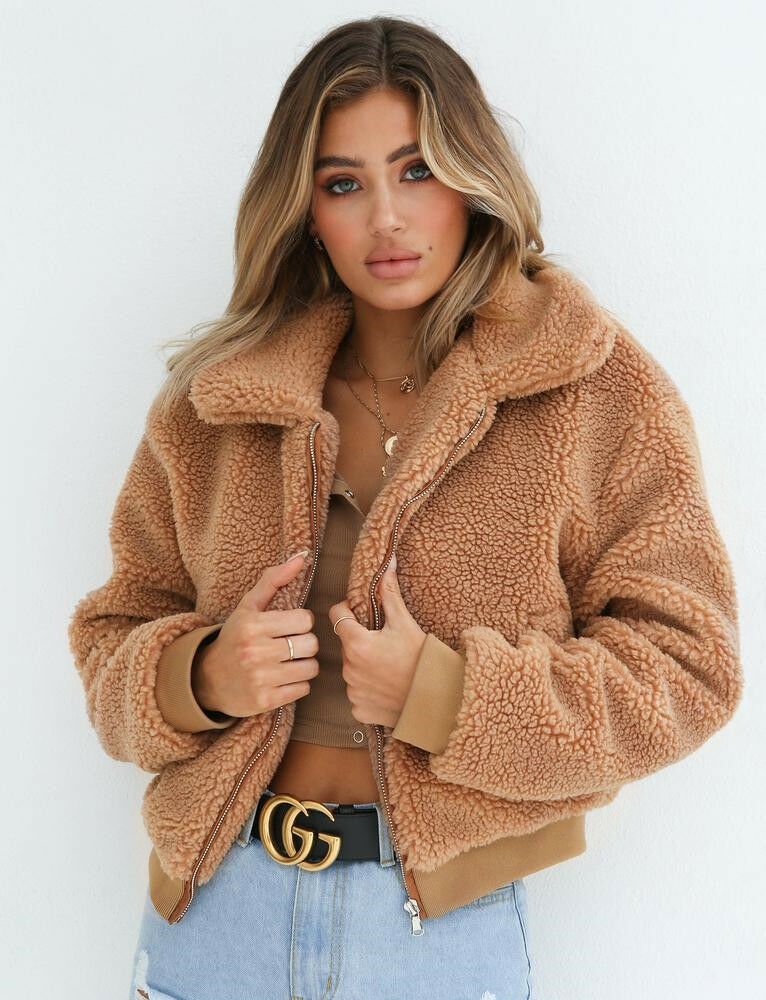 Drune | Fluffy Plüschjacke