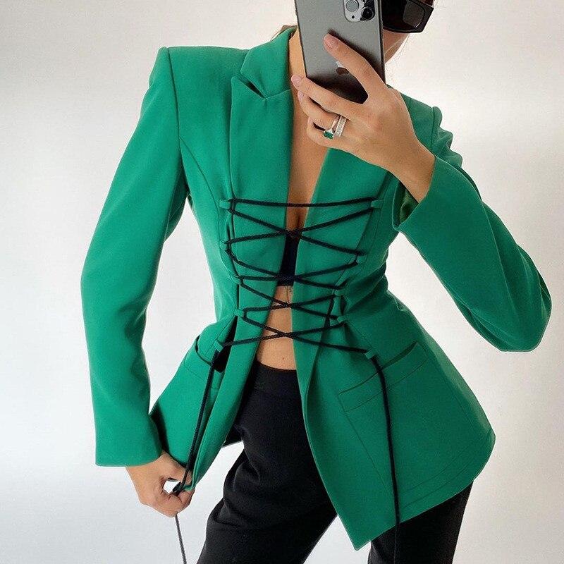 Drune | Blazer mit langen Ärmeln, schwarzen Schnürungen und stilvollen Taschen