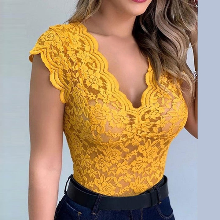 Drune | Ein Elegantes Oberteil Für Damen