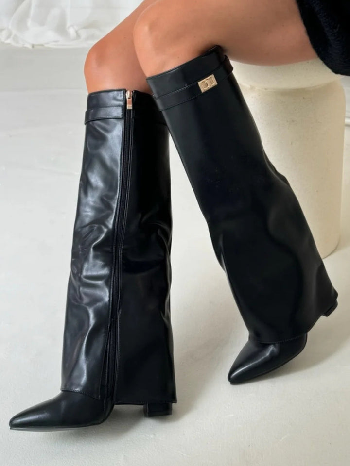 Hohe Stiefel aus PU-Leder - Spitzes Ende - Stiefel mit Absatz - Stiefel mit weitem Schaft Drune