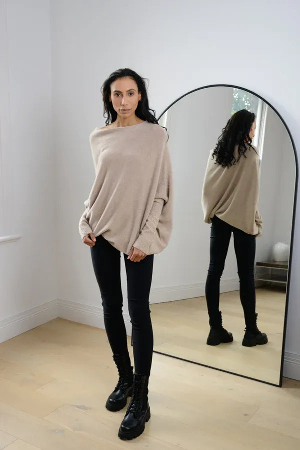 Drune | Asymmetrischer Damenpullover mit eleganter Drapierung
