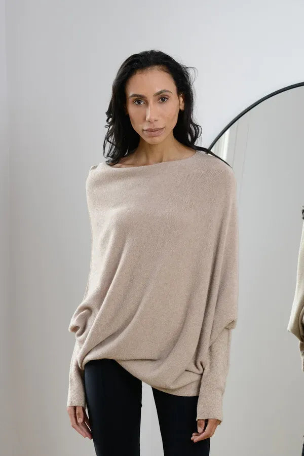 Drune | Asymmetrischer Damenpullover mit eleganter Drapierung