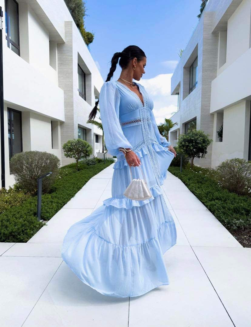 Drune | Gestufter Langarm-Maxikleid