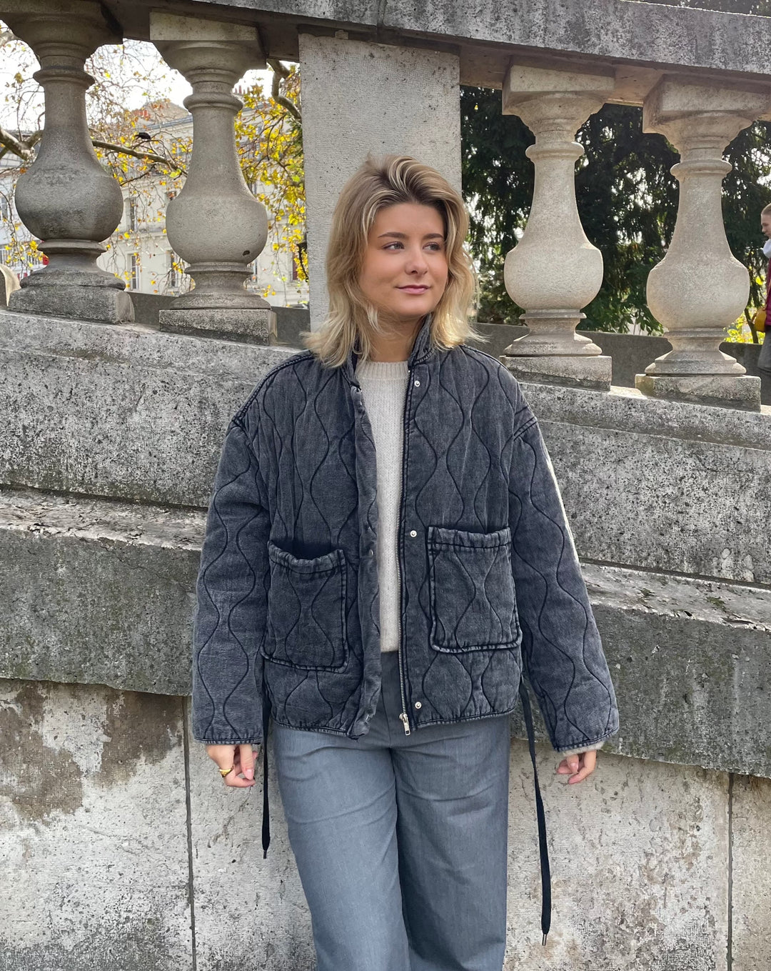 Drune | Unverzichtbare graue Jacke mit großen Taschen