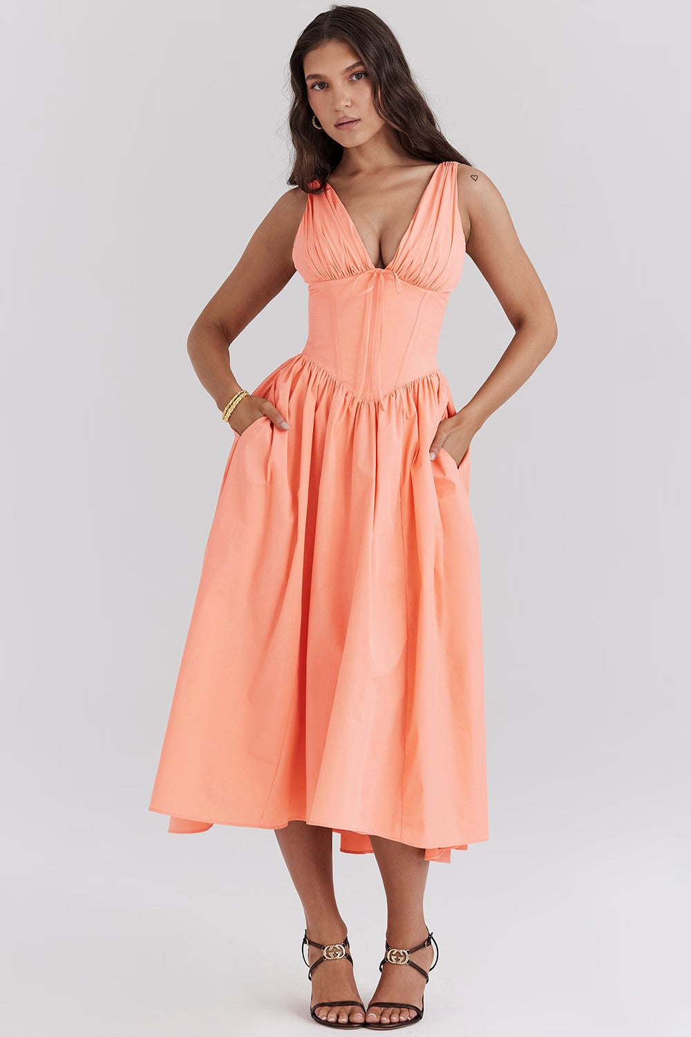 Drune | Abendkleid mit klassischer Silhouette Für Frauen