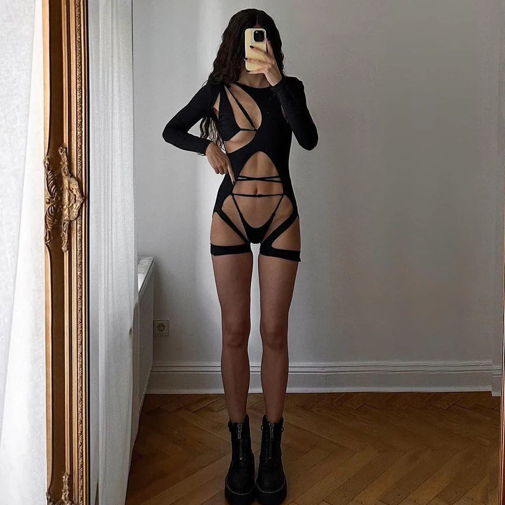 Drune | Sexy Ausgeschnitten Mit Langen Ärmeln (sexy Long Sleeve Cut Out Bodysuit)