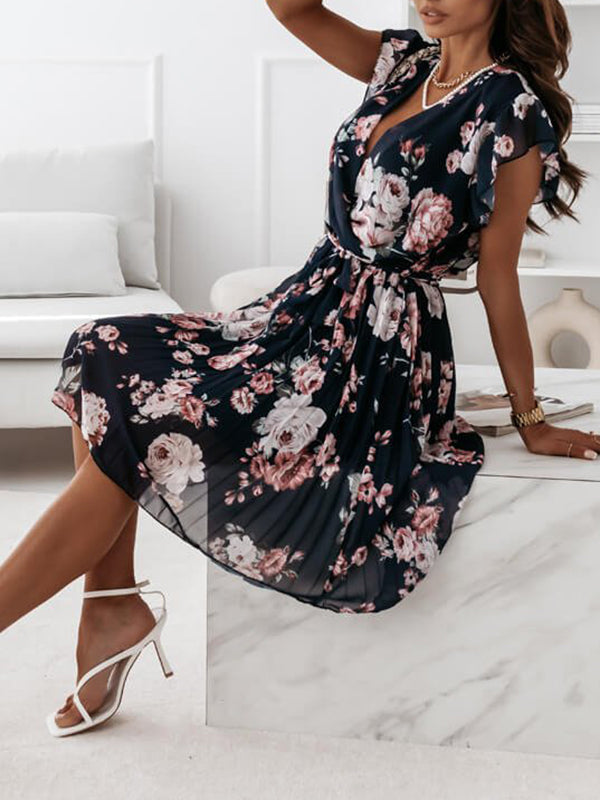 Drune | Mittellanges Blumenkleid, Faltengürtel, V-Ausschnitt, Schicker Boho-Strand