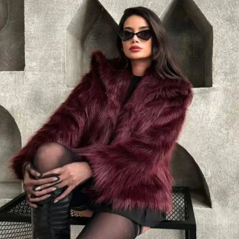 Drune | Kurze Flauschige Kunstfelljacke Für Damen
