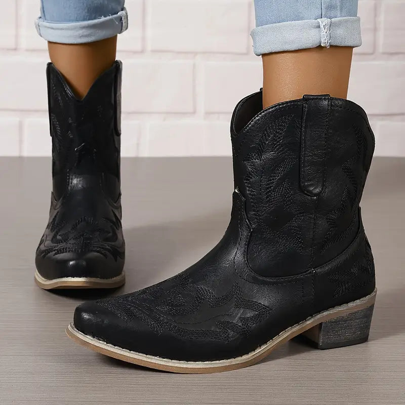Drune | Elegant Gestickte Western Stiefeletten