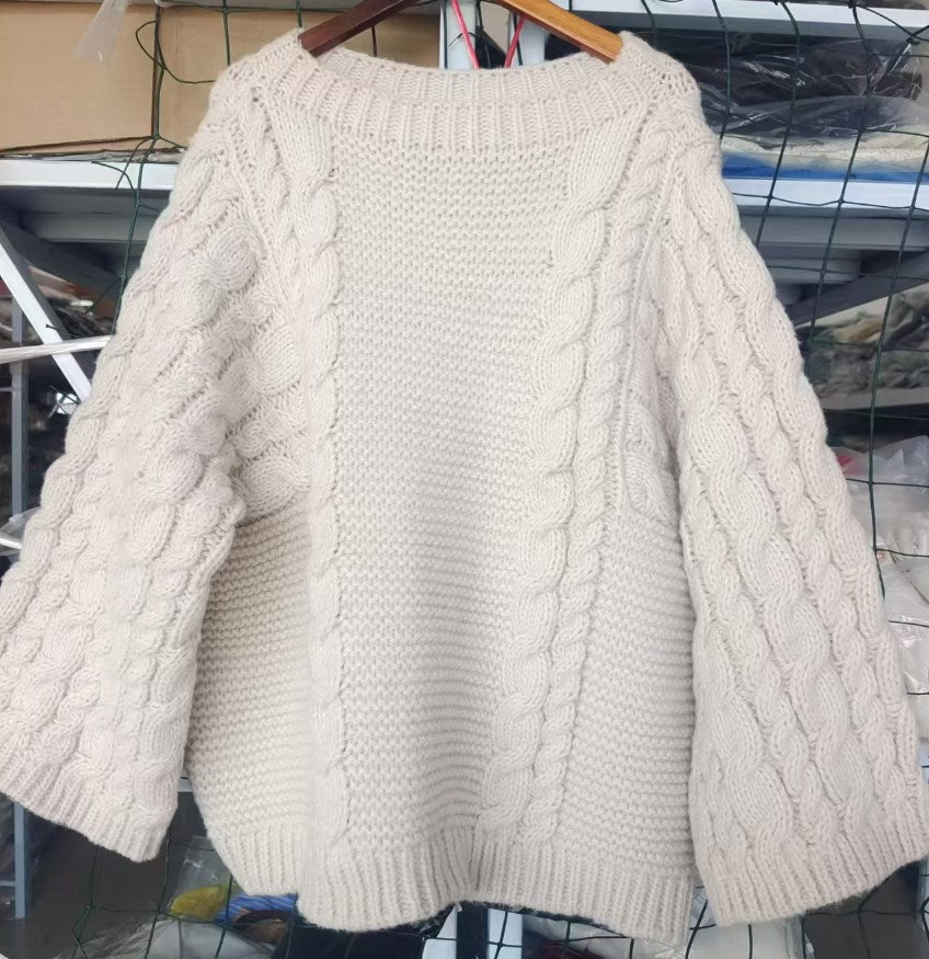 Drune | Chunky cable knit sweater