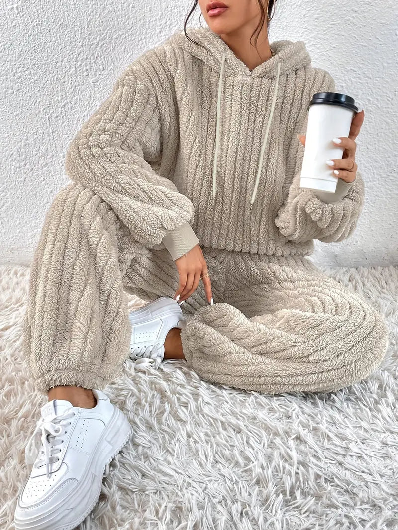 Drune | Set aus strukturiertem Teddy, Langarm-Tropfenschulter-Kapuzenpullover mit Kordelzug